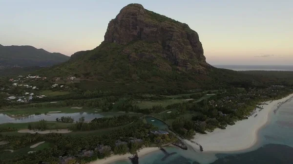 Penisola del Brabante Le Morne con montagna, Mauritius aerea — Foto Stock