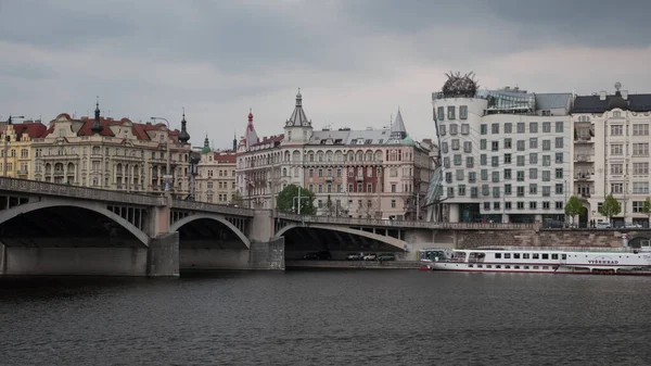 在布拉格的Vltava河上 — 图库照片
