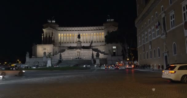 Traffico cittadino a Roma dall'Altare della Patria — Video Stock