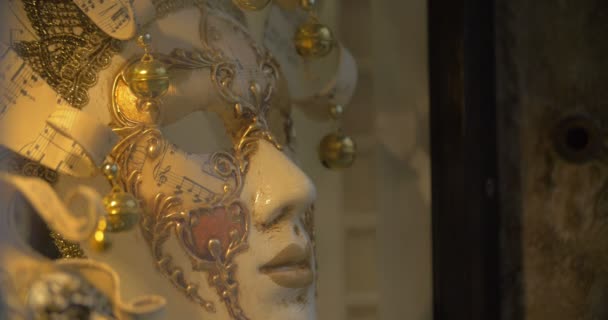 Чудова венеціанська карнавальна маска — стокове відео