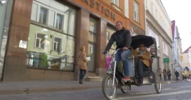 Tallinn oteli binicilik bisiklet taksi