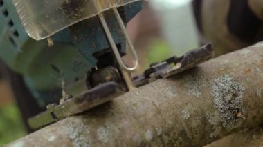 Working Power Jigsaw Cutting Wood
