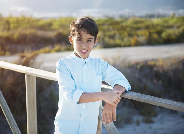 Portret van een leuke jongen — Stockfoto