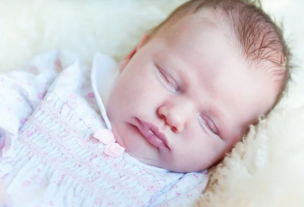 Newborn girl — Stock Photo, Image