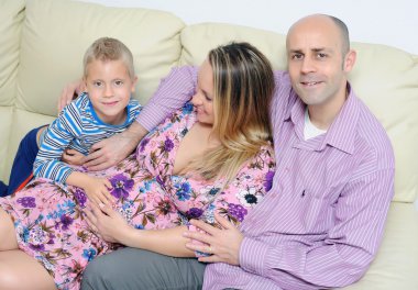 Mutlu aile 