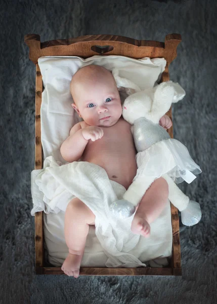 Niedliches Baby — Stockfoto