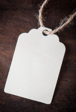 ahşap bej renkli arka plan üzerinde etiket