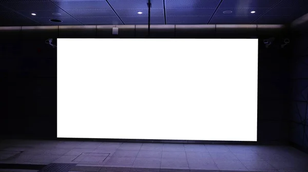 地铁内用于广告的空白广告牌 — 图库照片