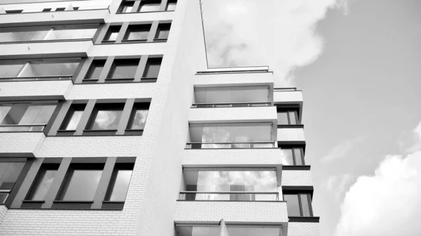 Detail Der Modernen Wohnung Wohnung Wohnhaus Außen Fragment Eines Neuen — Stockfoto