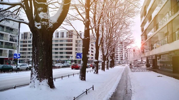 Warszawa Polska Stycznia 2021 Chodniku Pokrytym Śniegiem — Zdjęcie stockowe