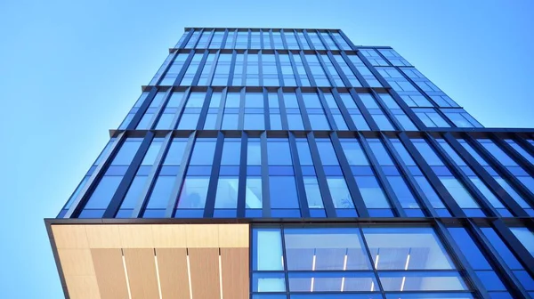 Fachada Vidro Dos Edifícios Com Céu Azul Arranha Céus Centro — Fotografia de Stock