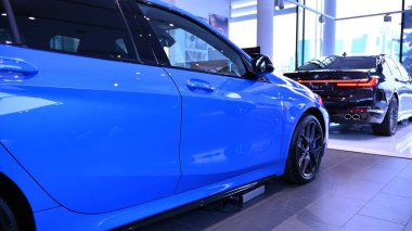 Varşova, Polonya. 15 Şubat 2021. BMW galeride..