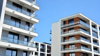 Modern Avrupa konut binaları çeyreği. Soyut mimari, modern şehir geometrisinin bir parçası.