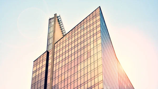 Modernes Gebäude Der Stadt Mit Sonnenlicht Abstrakte Textur Und Blaue — Stockfoto