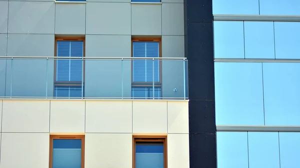 Condominium Immeuble Appartements Avec Une Architecture Moderne Symétrique Détail Dans — Photo