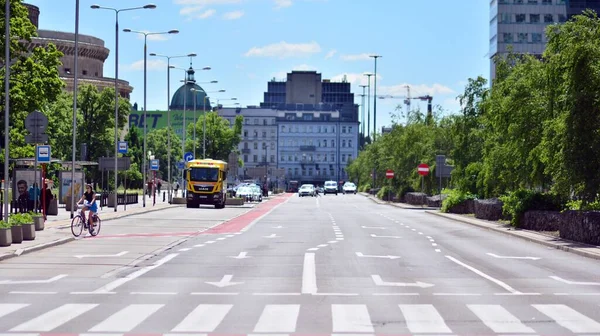 Varsovia Polonia Junio 2021 Calles Aceras Centro Varsovia Paso Peatonal — Foto de Stock