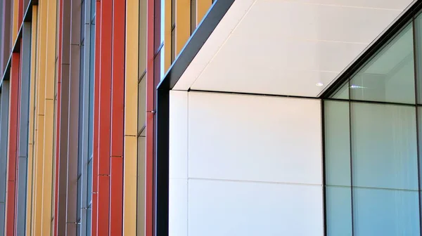 Glazen Gevel Van Gebouwen Met Een Blauwe Lucht Modern Gebouw — Stockfoto