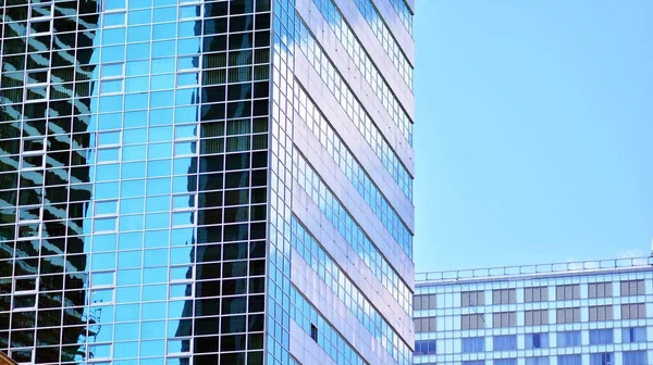 Fachada Cristal Los Edificios Con Cielo Azul Edificio Moderno Centro — Foto de Stock