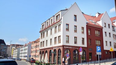 Szczecin, Polonya... 24 Temmuz 2021. Eski kentte yaz ve renkli evler.