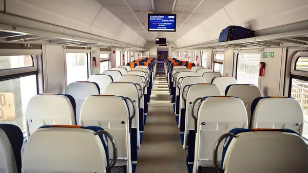 Szczecin Lengyelország Július 2021 Utasok Nélküli Városközi Vonat Belseje — Stock Fotó
