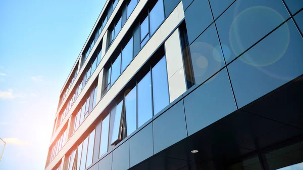 Fachada Futurista Moderno Edificio Oficinas Revestido Vidrio Paneles Revestimiento Vidrio — Foto de Stock