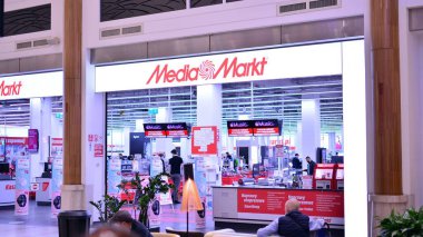 Varşova, Polonya. 23 Ağustos 2021. Medya Markt 'ı imzala. Şirket panosu Medya Markt