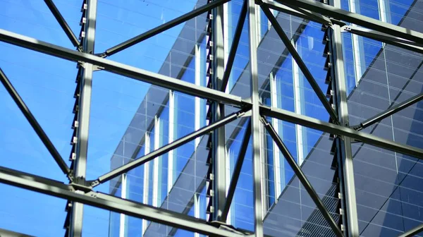 Fragmento Paredes Fachada Vidrio Metal Edificios Oficinas Comerciales Arquitectura Empresarial — Foto de Stock