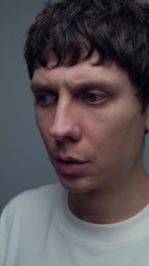 Metin için negatif alanı olan panik anksiyete solunum portresi.