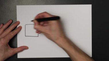 İlk tamamlanan görevi ve sonraki boş adımları gösteren iş bilgi bilgi listesi ilerleme sembolü, iş akışını temsil eden işaretli el çizilmiş kare kutular, planlama