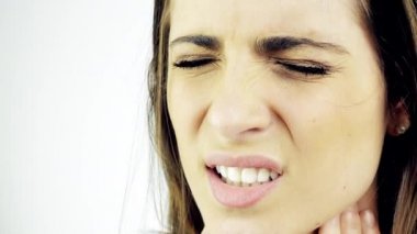 4 k closeup izole kadın duygu soğuk hasta öksürük