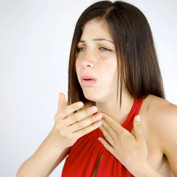 Zieke vrouw hoesten geïsoleerde — Stockfoto