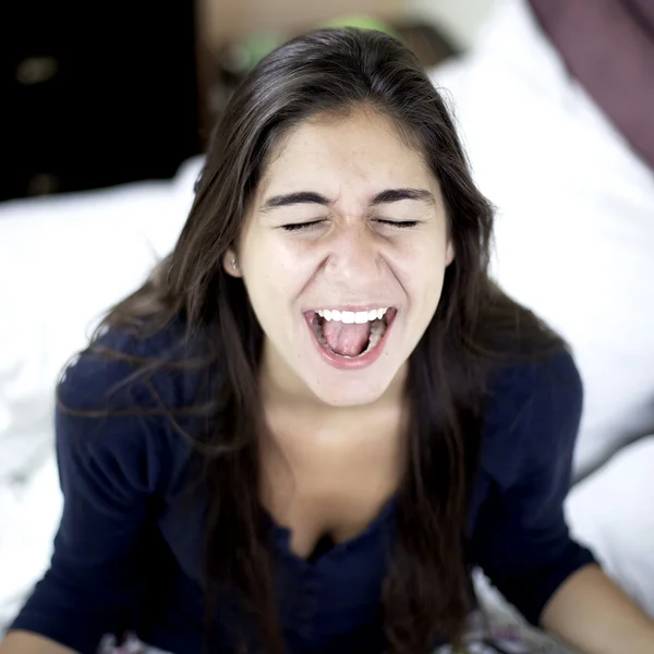 Woman screaming loud for desperation — Stock Photo, Image