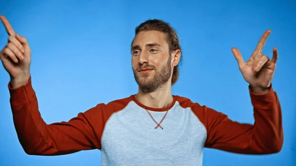 Young Bearded Man Pointing Fingers Blue — Stock Photo, Image