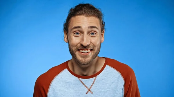 Happy Young Man Looking Camera Smiling Blue — Stock Photo, Image