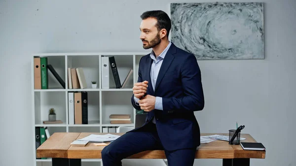 Bearded Businessman Sitting Working Table Office — Stock Photo, Image