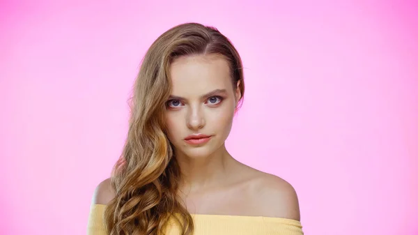 Sensual Young Woman Bare Shoulders Looking Camera Isolated Pink — Stock Photo, Image