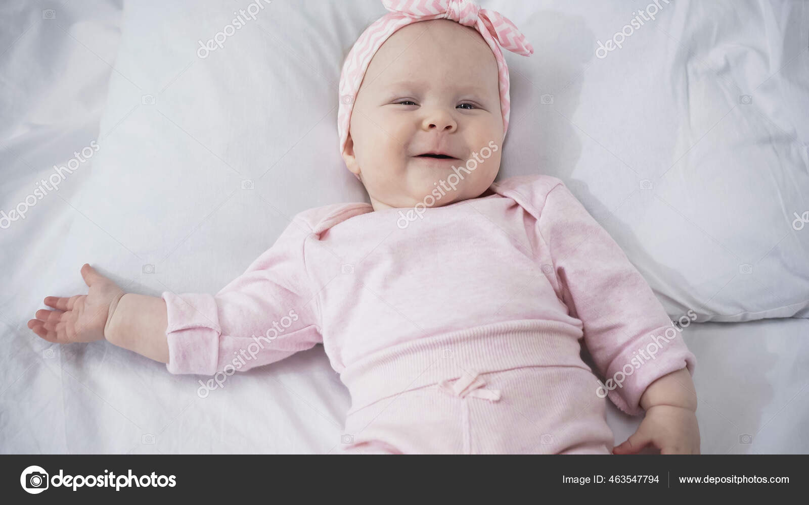 赤ちゃん写真素材 ロイヤリティフリー赤ちゃん画像 Depositphotos
