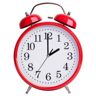 Kırmızı alarm saati tam olarak iki gösterir