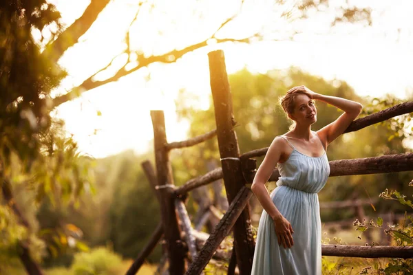 Young Slender Woman Stands Next Hedge — Stock Photo, Image