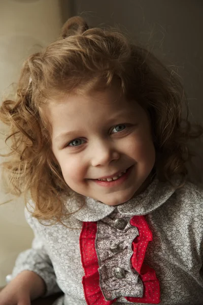 Portrait of happy little girl — Stock Photo, Image