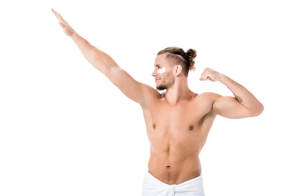Sexy Koszule Mężczyzna Ręcznik Przepaskami Twarzy Pokazując Mięśnie Odizolowane Biały — Zdjęcie stockowe