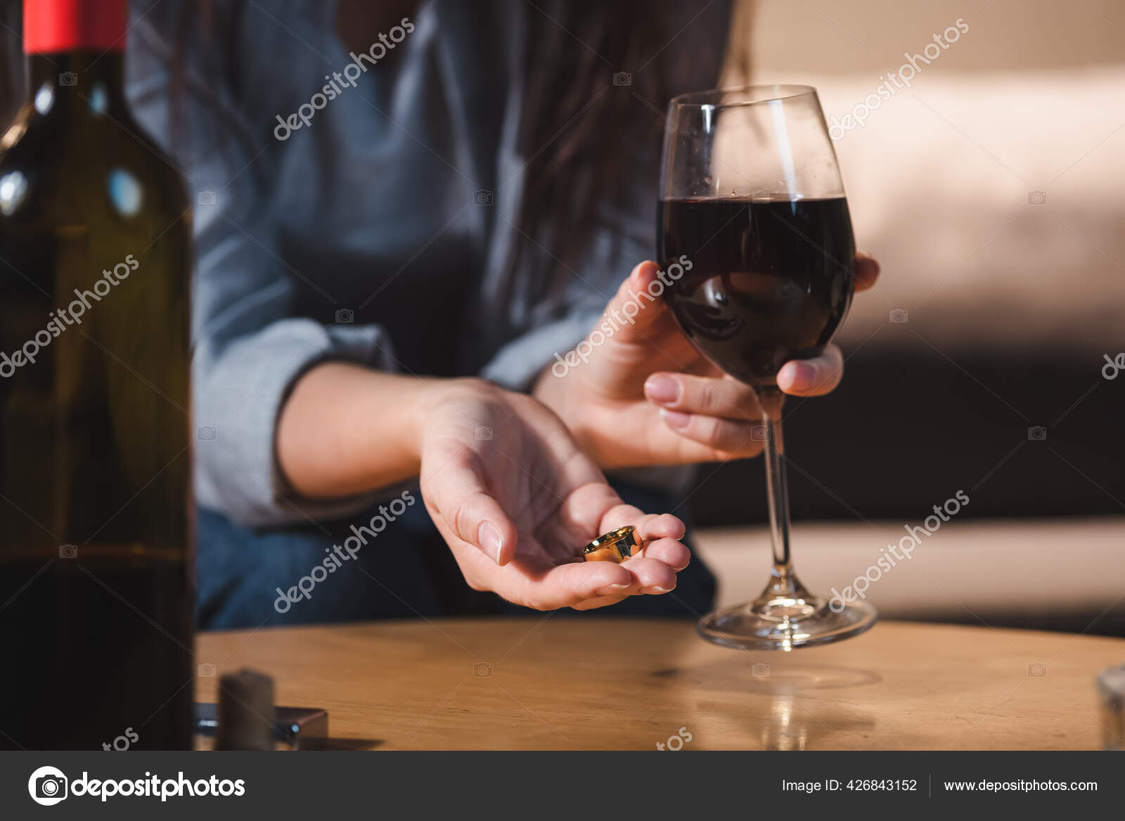 ワイン写真素材 ロイヤリティフリーワイン画像 Depositphotos ワイン写真素材 ロイヤリティフリーワイン画像 Depositphotos