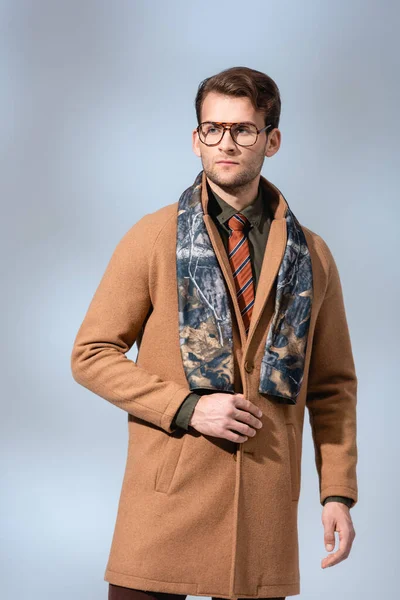 Trendy Man Glasses Scarf Winter Coat Looking Away Grey — Stock Photo, Image