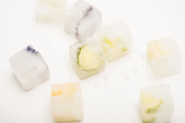 Floral Fruit Vegetable Refreshing Ice Cubes White — Stock Photo, Image