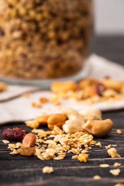 Rozmazané Lahodné Granola Skleněném Garu Ubrousku Ořechy — Stock fotografie