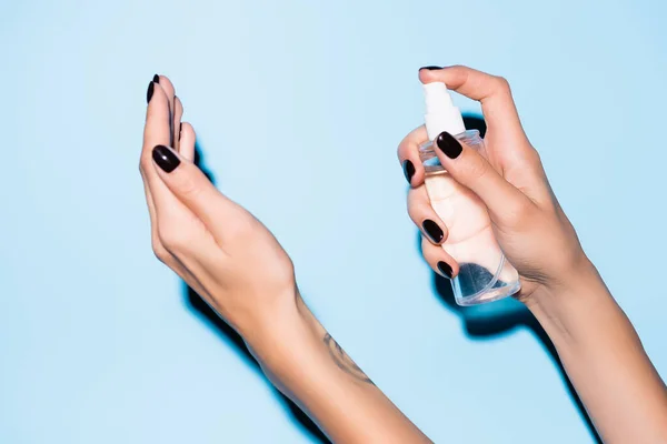 Cropped View Woman Using Hand Sanitizer Spray Blue — Stock Photo, Image