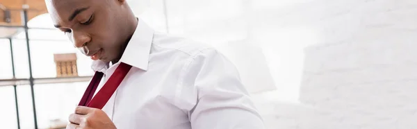 African American Businessman White Shirt Holding Red Tie Home Banner — Stock Photo, Image