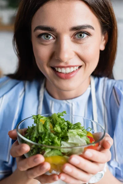 Portrait Smiling Young Adult Woman Holding Fresh Vegetables Salad Hands — Stock Photo, Image
