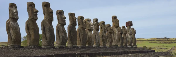 Ahu Tongariki on Easter Island — Stock Photo, Image