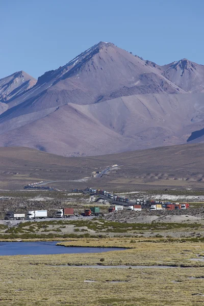 Forgalmi várólista a Altiplano — Stock Fotó